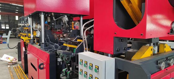 Zestaw linii spawalniczych z paskami