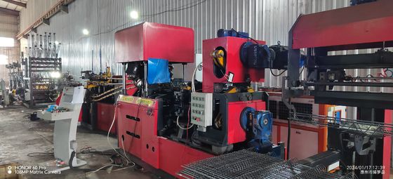 12-15m Prędkość spawania Maszyna do spawania trasy o wysokiej precyzji